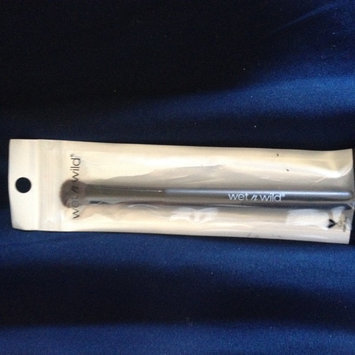 Photo of wet n wild Eyeshadow Brush uploaded by Shatoni A.