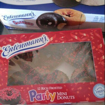 Photo of Entenmann's Party Mini Sprinkled Rich Frosted Donuts uploaded by DONNA v.