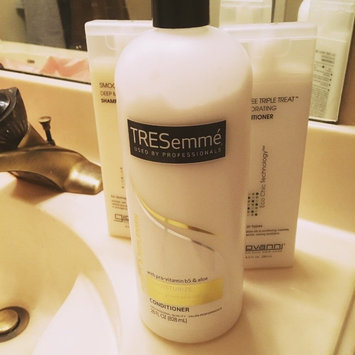 Photo of TRESemmé Moisture Rich Conditioner Luxurious Moisture uploaded by Lissette J.
