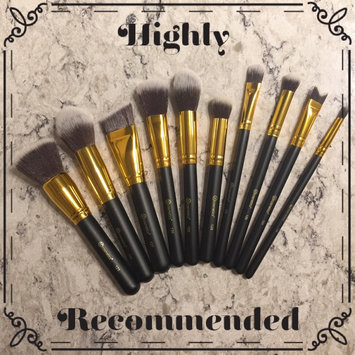 Photo of BH Cosmetics Sculpt and Blend 10 Piece Brush Set uploaded by Ashley A.