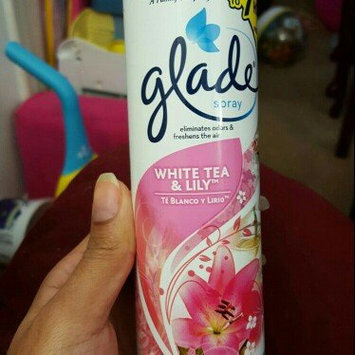 Photo of Glade White Tea & Lily Room Spray uploaded by Fatimah H.