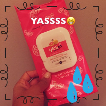 Photo of Yes To Grapefruit Facial Wipes Correct & Repair Towelettes uploaded by Stephanie H.