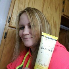 Photo of John Frieda® Sheer Blonde Go Blonder Lightening Shampoo uploaded by julie n.