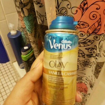 Photo of Gillette Venus® with a touch of Olay® Vanilla Cashmere™ Shave Gel uploaded by Hira K.