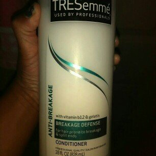 Photo of TRESemmé Anti-Breakage Conditioner uploaded by liz m.
