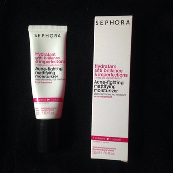 Photo of SEPHORA COLLECTION Acne-Fighting Mattifying Moisturizer uploaded by member-c3a3fdbd0