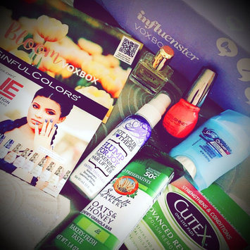 Photo of Secret Outlast Xtend Invisible Solid Completely Clean Antiperspirant/Deodorant uploaded by Lynda D.