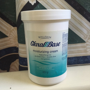 Photo of Glaxal Base Moisturizing Cream uploaded by Michelle T.