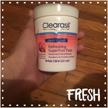 Photo of CLEARASIL® Daily Clear Refreshing Superfruit Pads uploaded by Bergineliz R.