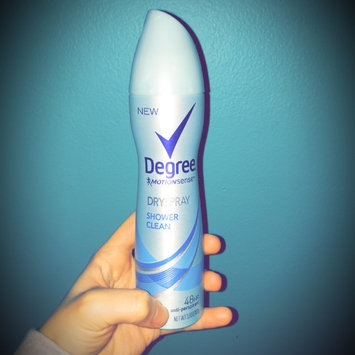 Photo of Degree Women Dry Spray Antiperspirant, Shower Clean, 3.8 oz uploaded by Lineth M.