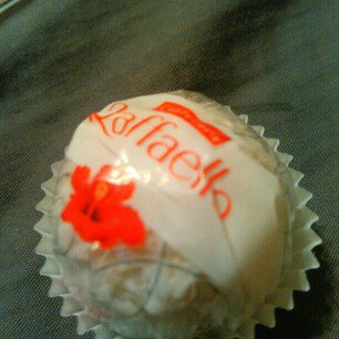 Photo of Ferrero Collection® Fine Assorted Confections uploaded by JeanNat'e T.