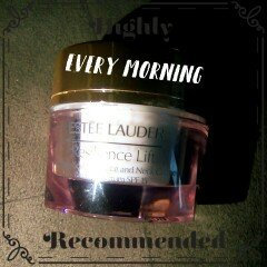 Photo of Estée Lauder Resilience Lift Firming/Sculpting Eye Creme uploaded by Falisha C.