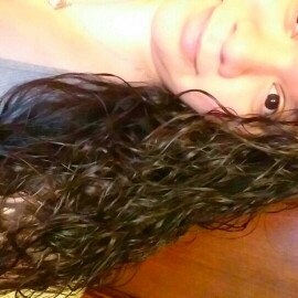 Photo of Dove Weightless Moisturizers Curl Defining Styling Cream uploaded by Casandra M.