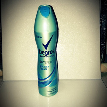Photo of Degree Women Dry Spray Antiperspirant, Shower Clean, 3.8 oz uploaded by Marianela C.