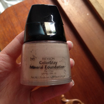 Photo of Revlon Colorstay Mineral Foundation SPF 10 uploaded by Paola T.