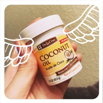 Photo of De La Cruz Products Inc De La Cruz Aceite De Coco Humectante Coconut 2.2 Ounce Jar uploaded by Olga Janeth O.