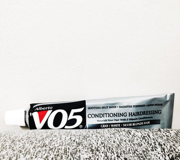 Photo of Alberto VO5® Gray/white/silver Blonde Conditioning Hairdressing uploaded by claudia j.