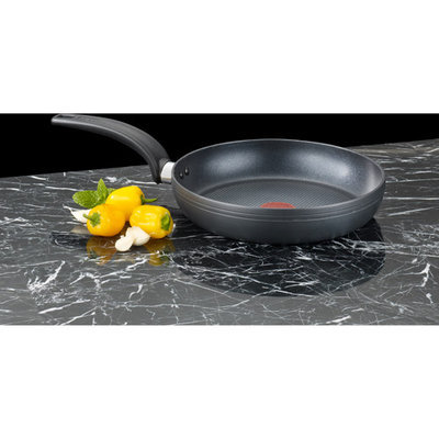 T-fal Matisse Hard Anodized Frying Pan Size: 3.25