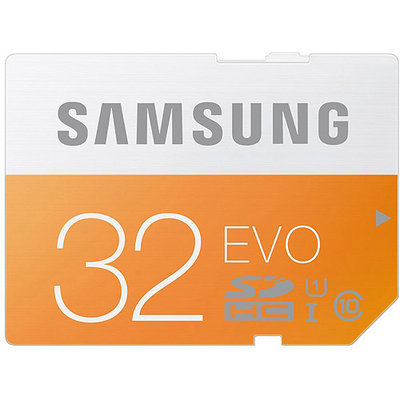 SAMSUNG 32GB Secure Digital High-Capacity (SDHC) Flash Card