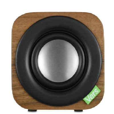Vers 1Q Bluetooth Wireless Speaker