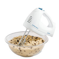 Hamilton Beach Hand Mixer With Snap-On Case 62682