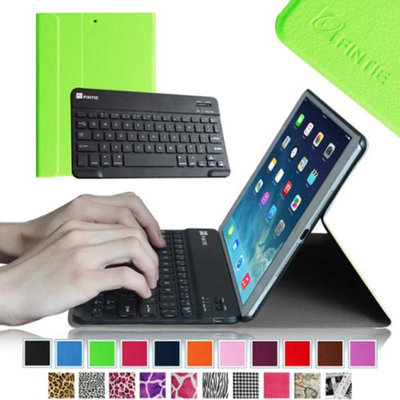 Fintie SmartShell Cover with Wireless Bluetooth Keyboard Case for Apple iPad Air / iPad 5 (5th Generation), Green