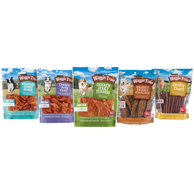 Purina Waggin' Train Dog Family Treats Group Shot