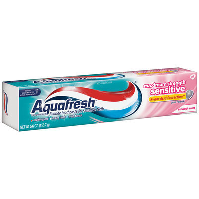 Aquafresh® Triple Protection® Maximum Strength Sensitive Smooth Mint Toothpaste 5.6 oz. Box
