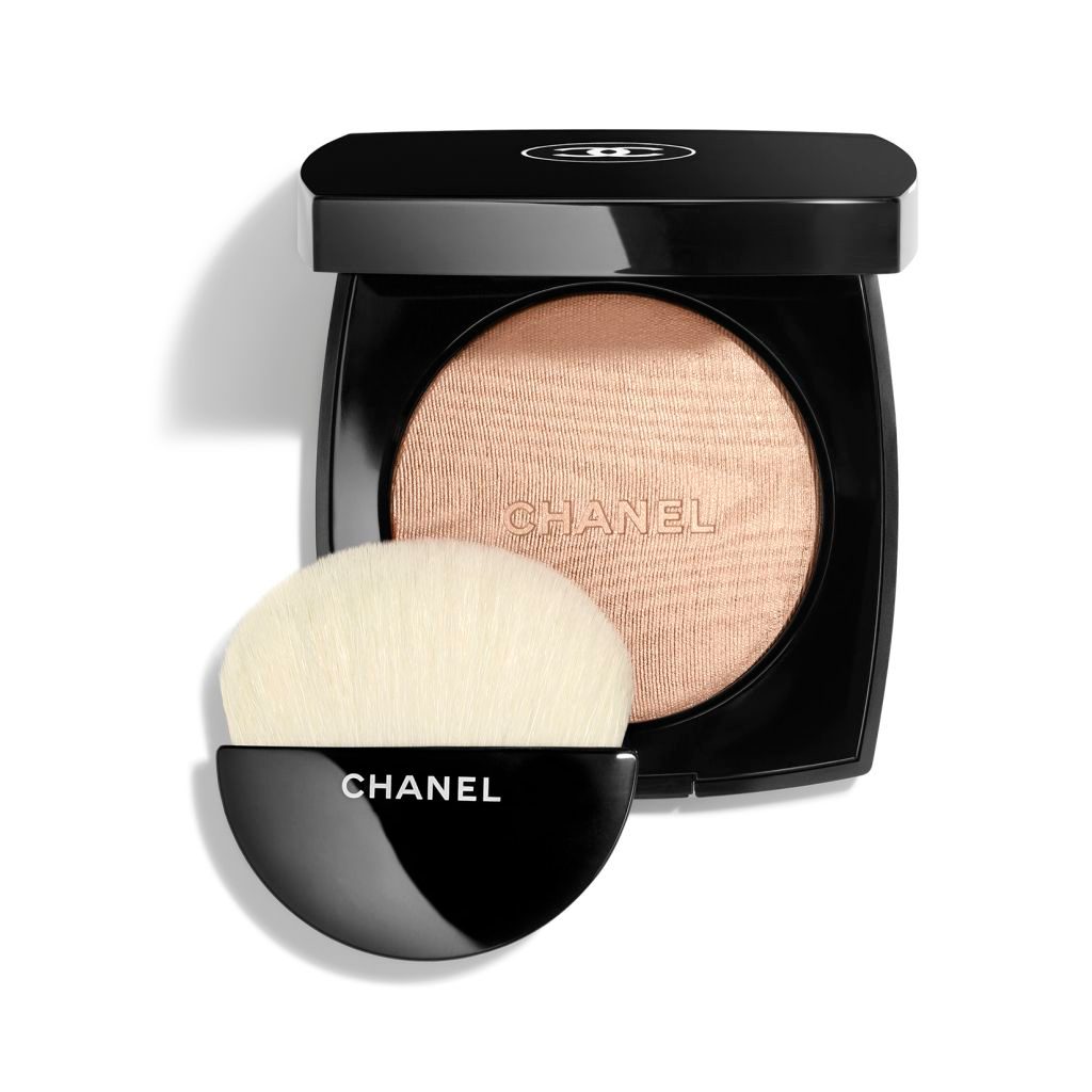CHANEL Poudre Lumière Illuminating Powder