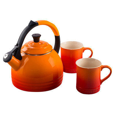 Le Creuset Of America Le Creuset 1.7 Qt. Peruh Kettle and Mug Set - Flame