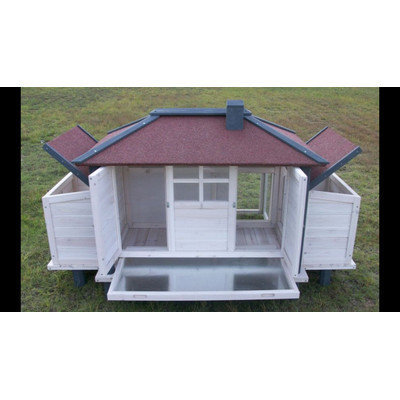 Cc Only Chicken Coop with Lockable Nesting Box and Storage