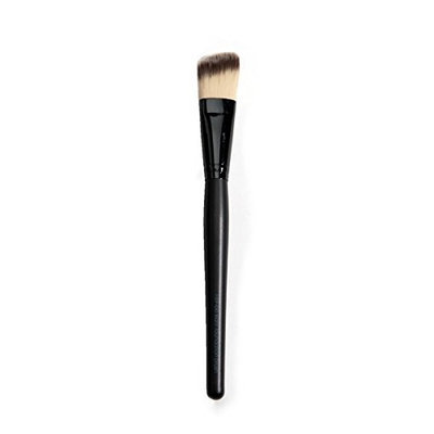 Beauty Pro Series Slant Foundation Brush