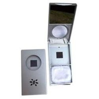 Honeybee Gardens Powder Compact With Puff - 1 Piece