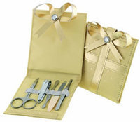 Danielle Gold Bow Manicure Set