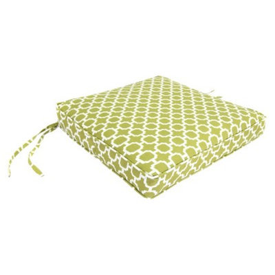 Jordan Outdoor Seat Cushion - Green/White Geometric 20.5