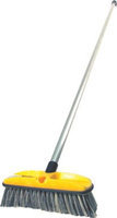 RUBBERMAID VEHICLE WASHING BRUSH W/FLOW THROUGH HANDLE -Mfg# X718-18