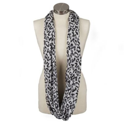 Itzy Ritzy Nursing Happens Infinity Breast Feeding Scarf (Cheetah)