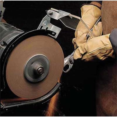 3M 02967 Convolute Wheel, Cut/Polish, 8x2x3, FN, PK2