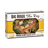 Big Bowl Panang Curry Sauce with Noodles and Chicken Stir Fry