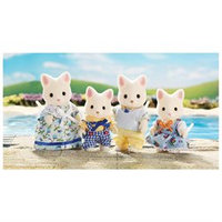 International Playthings Calico Critters of Cloverleaf Corners Silk Cat Family