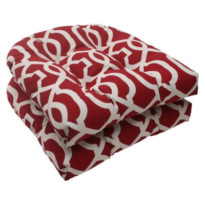 Pillow Perfect Outdoor 2-Piece Wicker Seat Cushion Set - Red/White Geometric