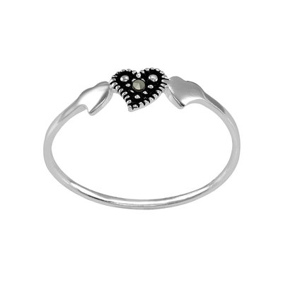 itsy bitsy Sterling Silver Triple-Heart Marcasite Ring