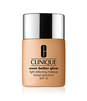 Clinique Even Better Glow™ Light Reflecting Makeup Broad Spectrum SPF 15