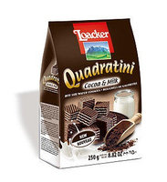 Loacker Quadratini Cocoa & milk Wafer