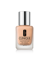 Clinique Superbalanced™ Silk Makeup Broad Spectrum SPF 15