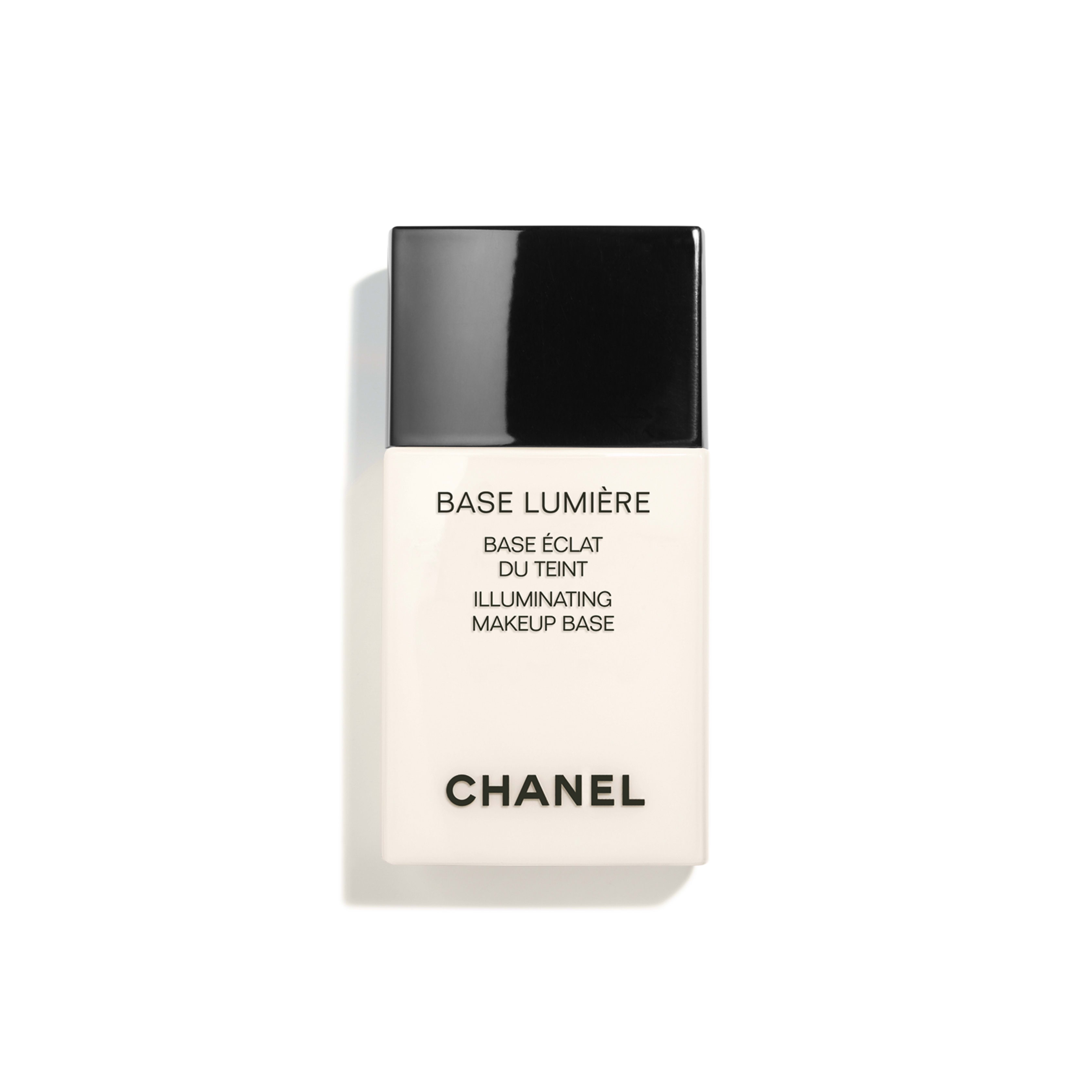 CHANEL Base Lumière Illuminating Makeup Base