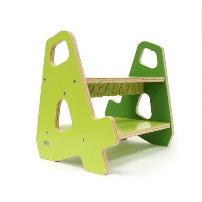Tambino 4-4 Stepstool Color: Green