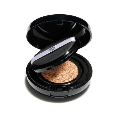 Shiseido SYNCHRO SKIN GLOW Cushion Compact