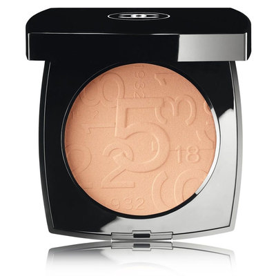 CHANEL Chiffres Entrelacés Healthy Glow Luminous Colour