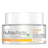AVON Naturaeffects Radiance Day Cream Broad Spectrum SPF 20